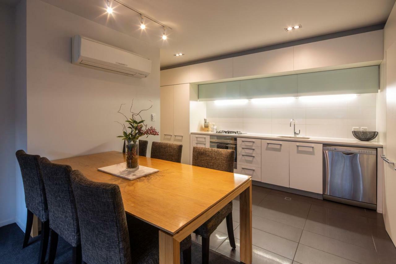 Kent Street Apartments - Element Escapes Queenstown Buitenkant foto