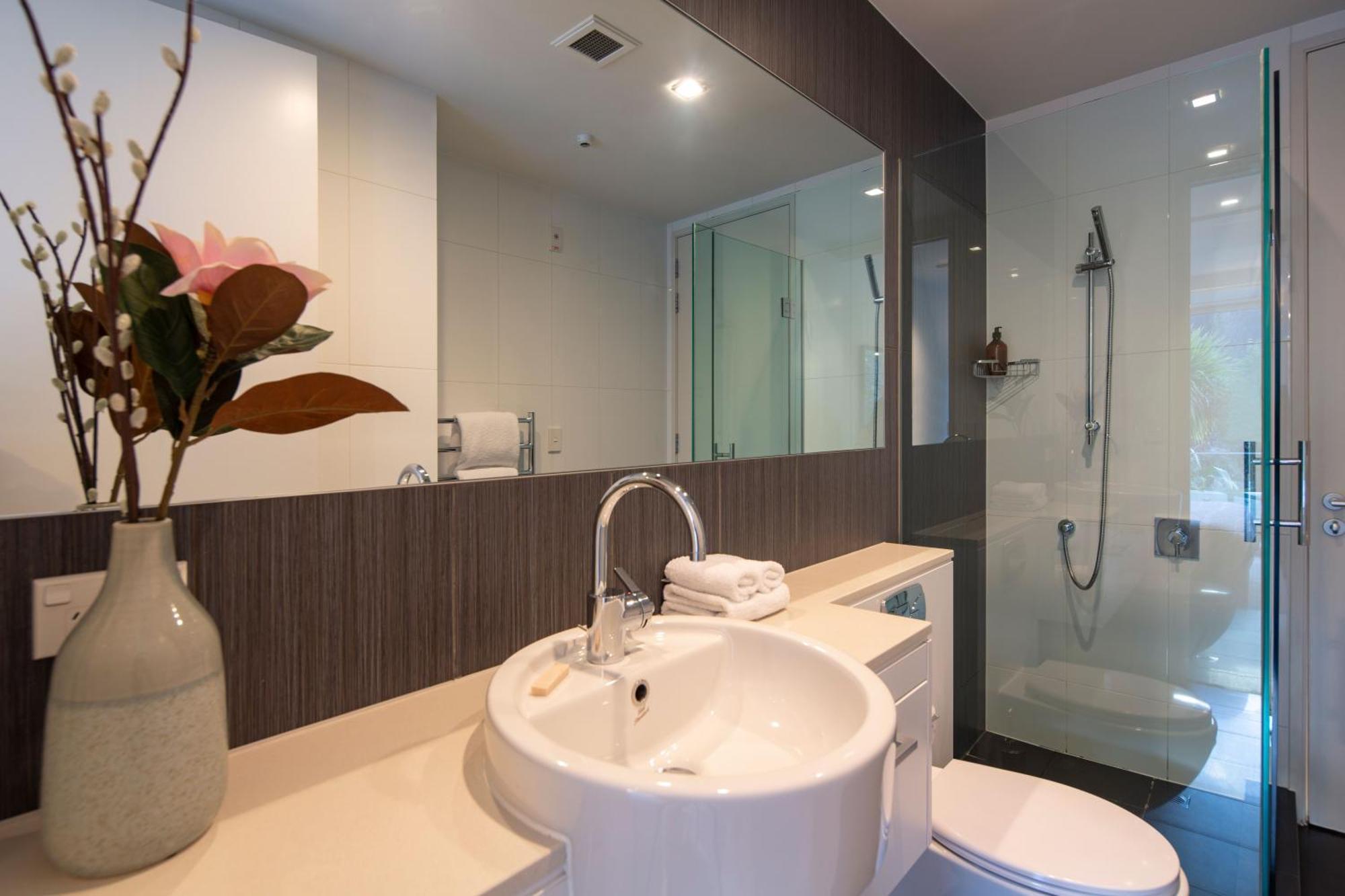 Kent Street Apartments - Element Escapes Queenstown Buitenkant foto